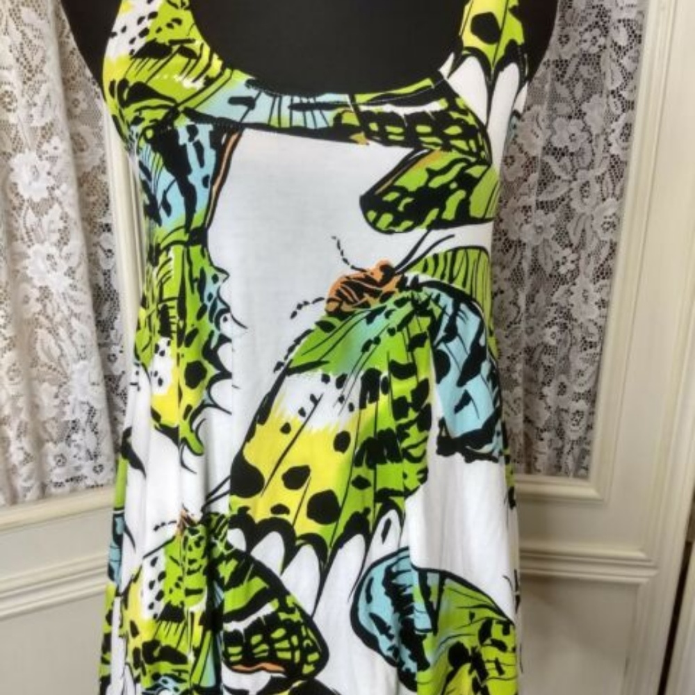 CAbi #104 BUTTERFLY RACERBACK TRAPEZE Tank